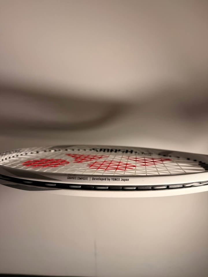 Yonex tennis racket - photo 2