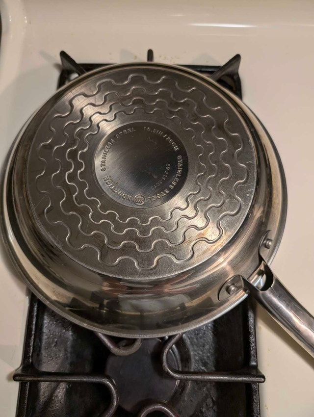 T-FAL Stainless Frypan Skillet (26cm) w/ 2 Spatulas - photo 2