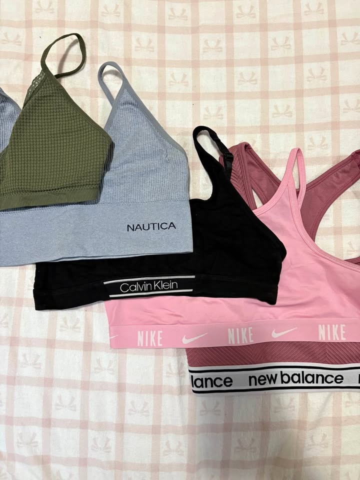 Women's Sports Bras & Bralettes - M/L