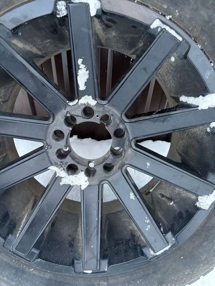 20” Fuel Wheels w/ Winter Tires – 5×139.7 / 5×114.3 - photo 2