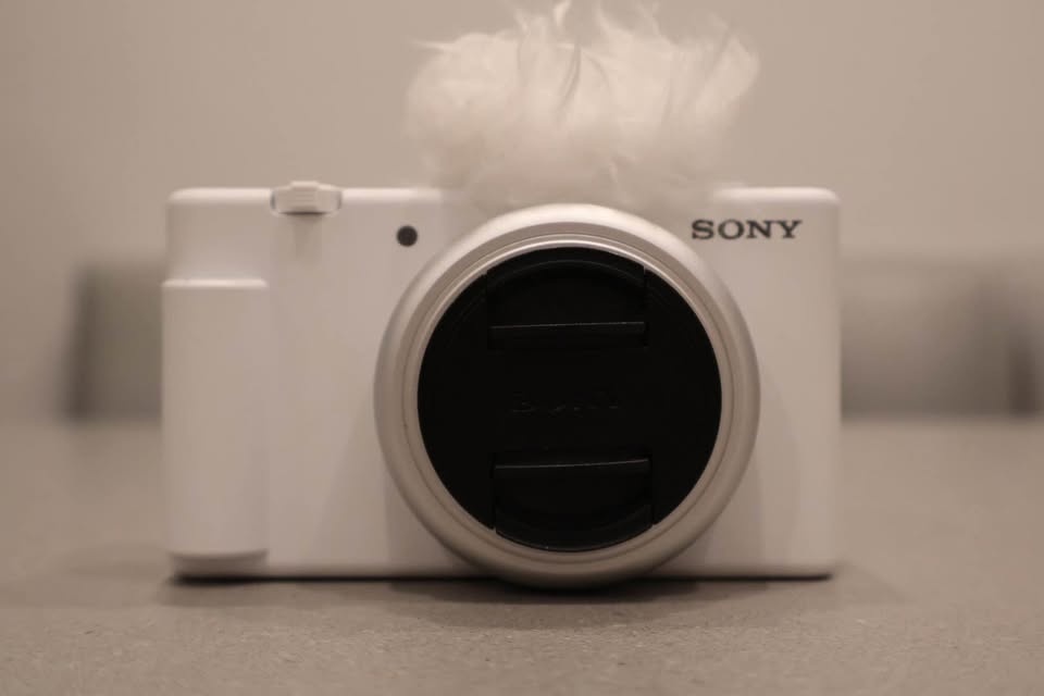 Sony ZV-F1 Vlogging Camera - photo 2