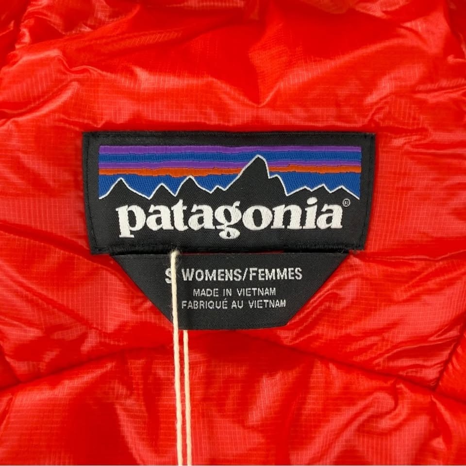 Patagonia NWT Women's Small Das Parka Amanita Red 85355 - photo 2