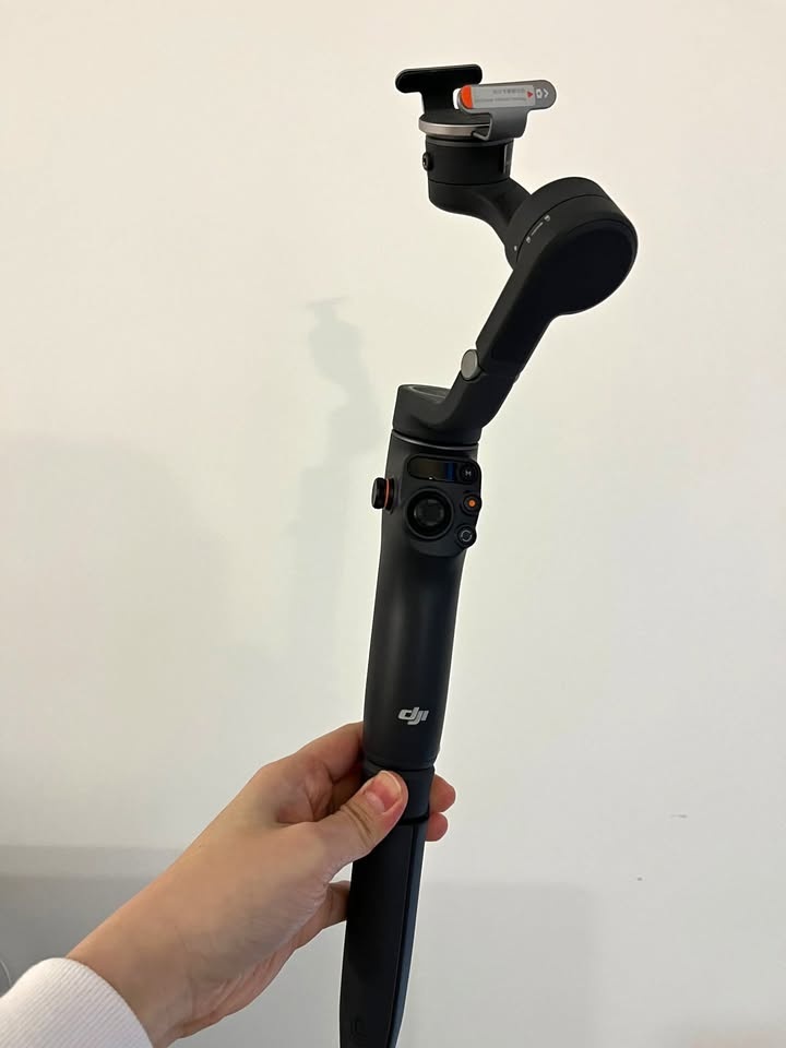 DJI Osmo Mobile 6 (OM 6) Smartphone Gimbal