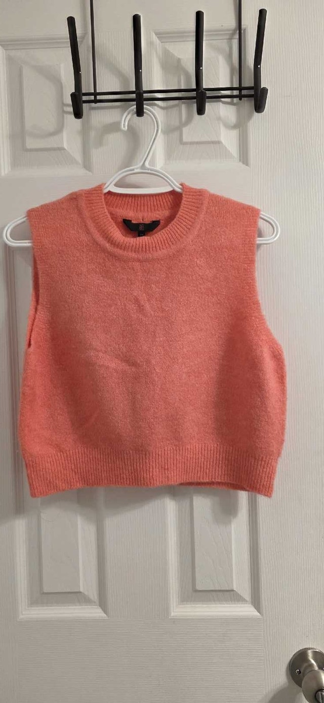 NoBo Women's T-shirts - photo 2