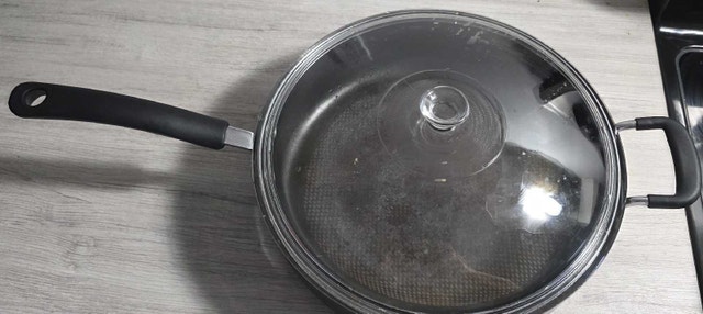 T-Fal Big Pan with Lid - photo 4