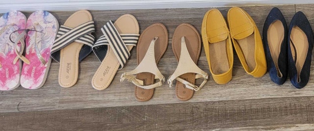 Women's sandals size 6