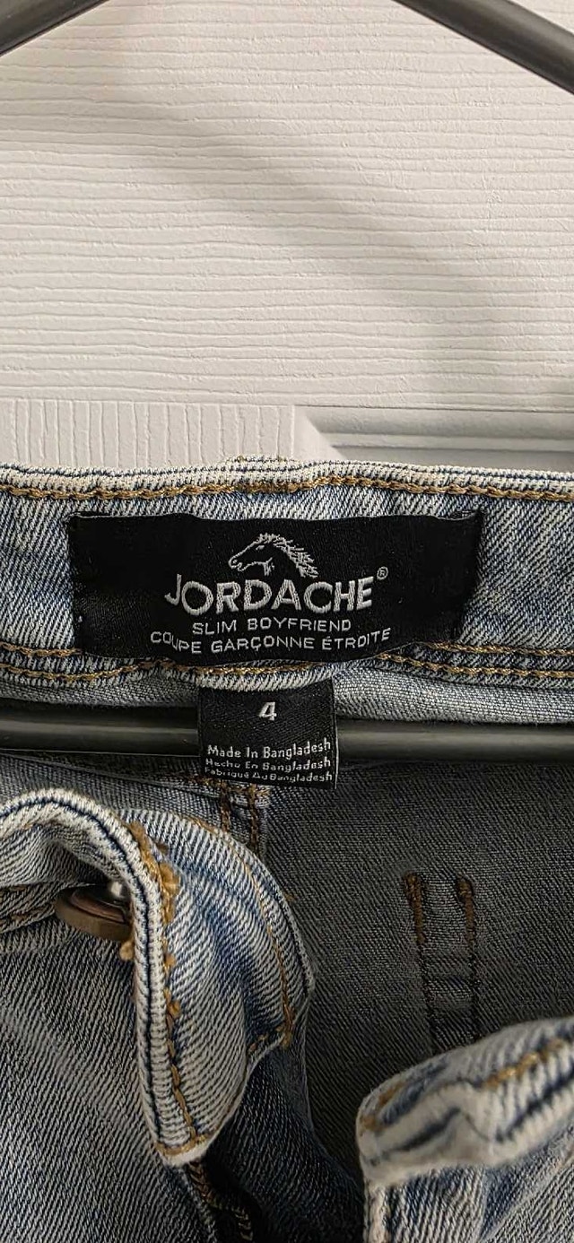 Women's Straight Fit Jeans Size 4 - photo 5
