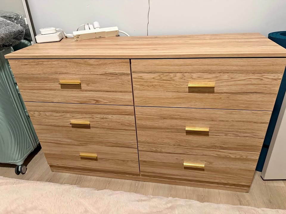 MOVING SALE 6 Drawer Dresser