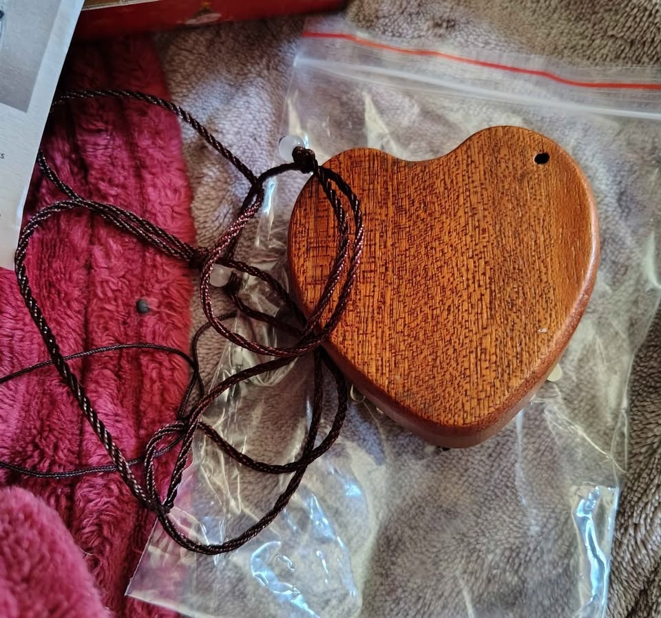 Heart Shaped Wooden Finger Thumb Piano - Kalimba - photo 3