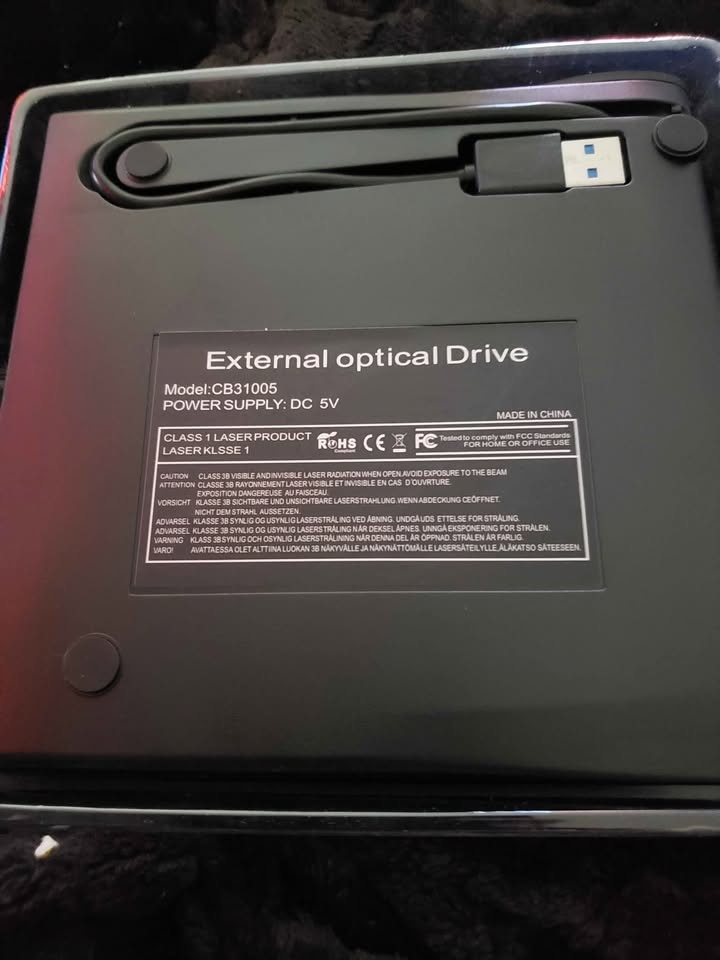 HUIOP USB External DVD-RW Drive - photo 2