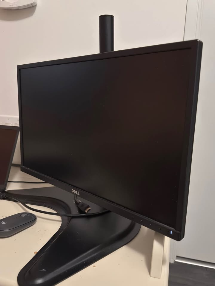 Dell Flat Panel LED Monitor 22-inch - photo 2