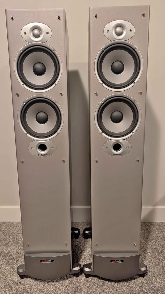 Polk Audio RTi8 Floorstanding Tower Speakers