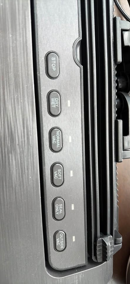 Vacuum Sealer - photo 2