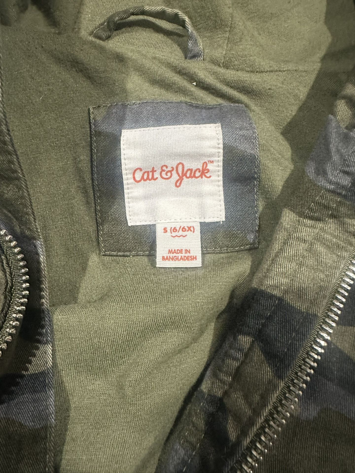 Kids Camo Jacket Size S 6/6x - photo 2