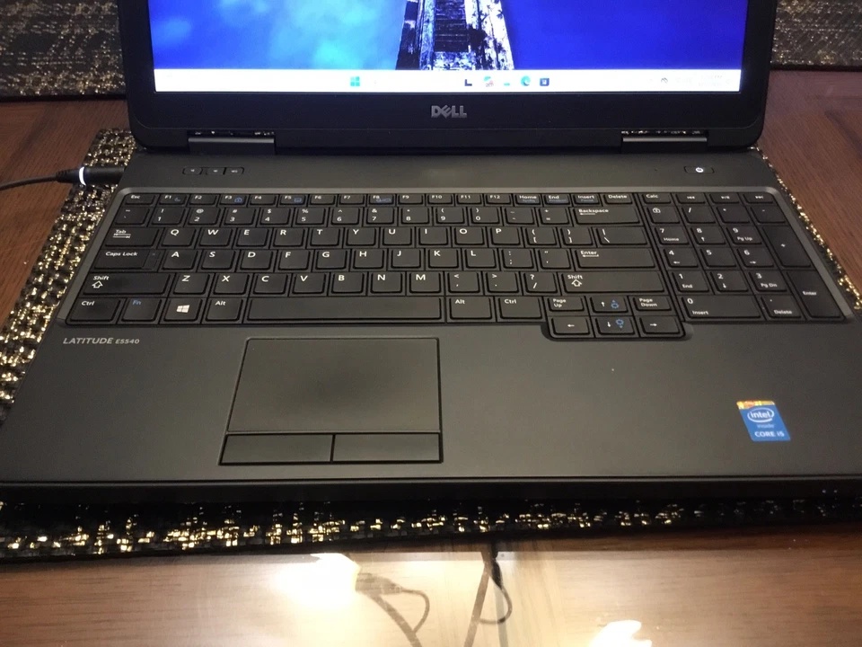 Dell Latitude E5540 Laptop 15.6" i5-4300U 16GB RAM 256GB HDD Win - photo 3