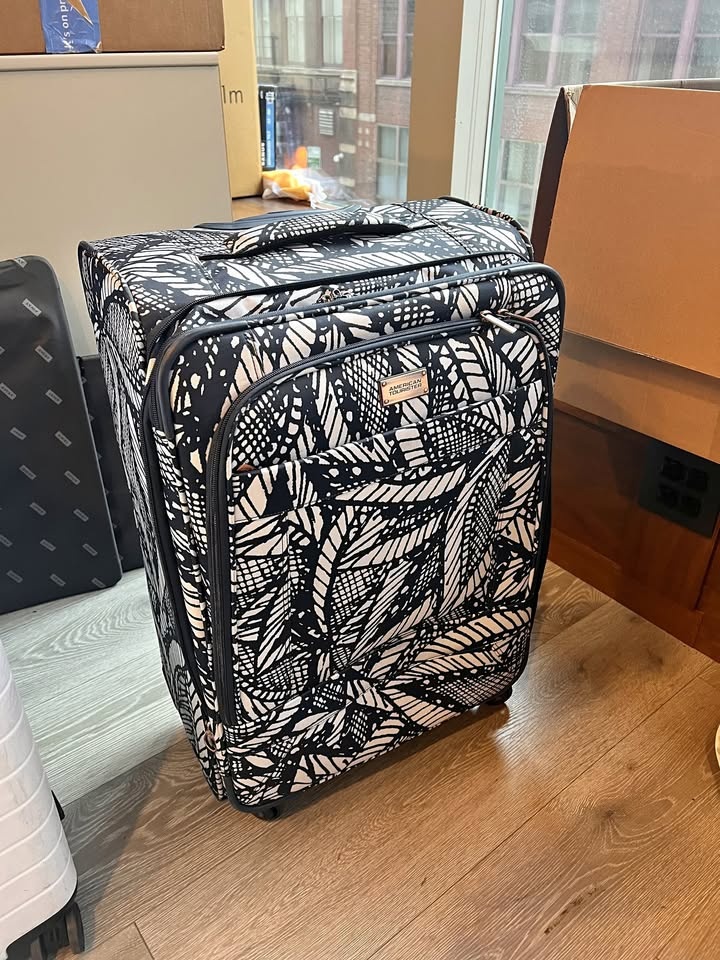 Large blue & white tropical checked luggage/suitcase