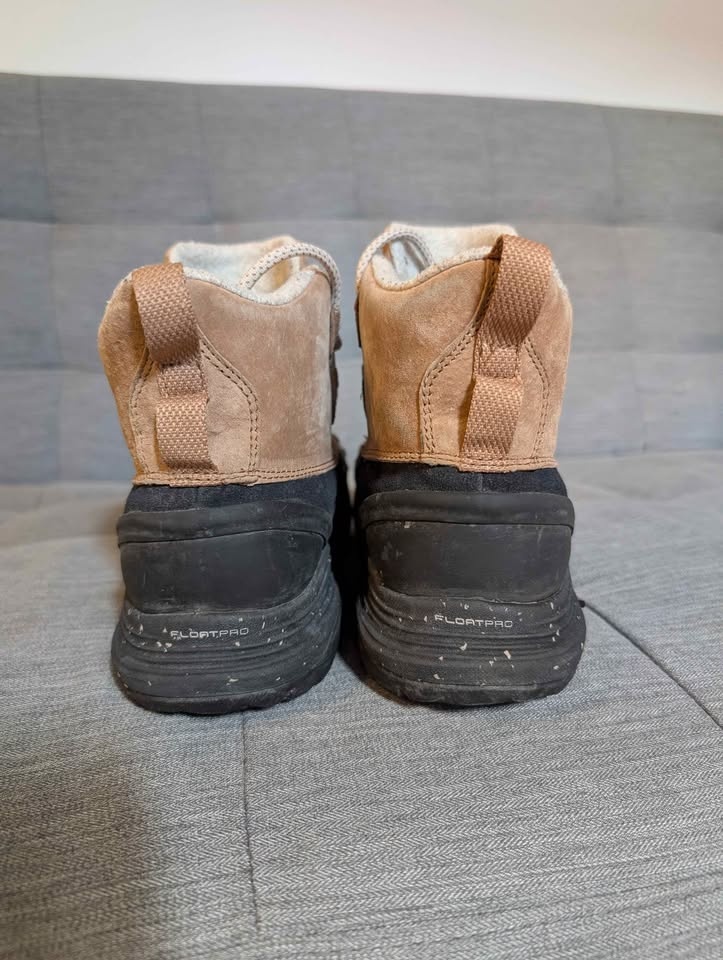 Snow Boots - Merrel - Women's US 7 - photo 4