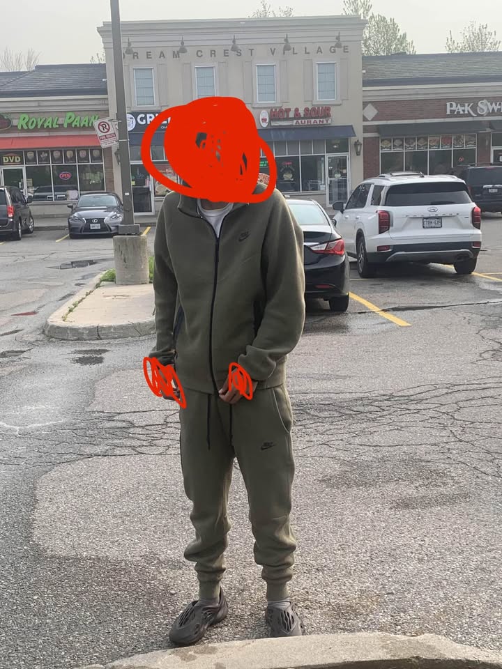 Olive Green Nike Tech Size Medium/Large - photo 2