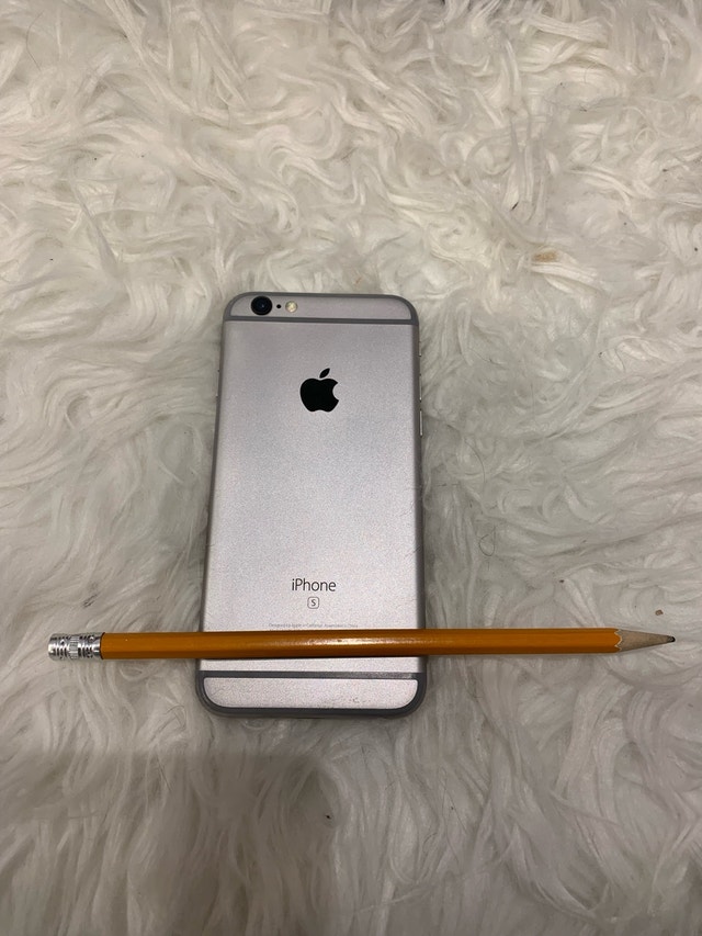 iPhone 6s 64 GB Unlocked - photo 2