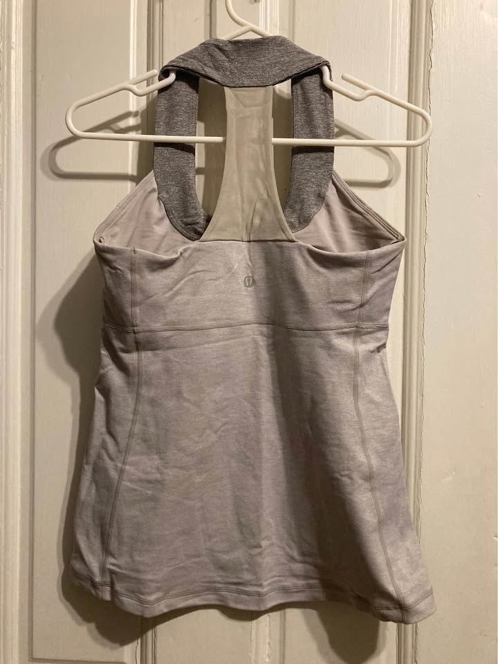 Lululemon Workout Top - photo 3