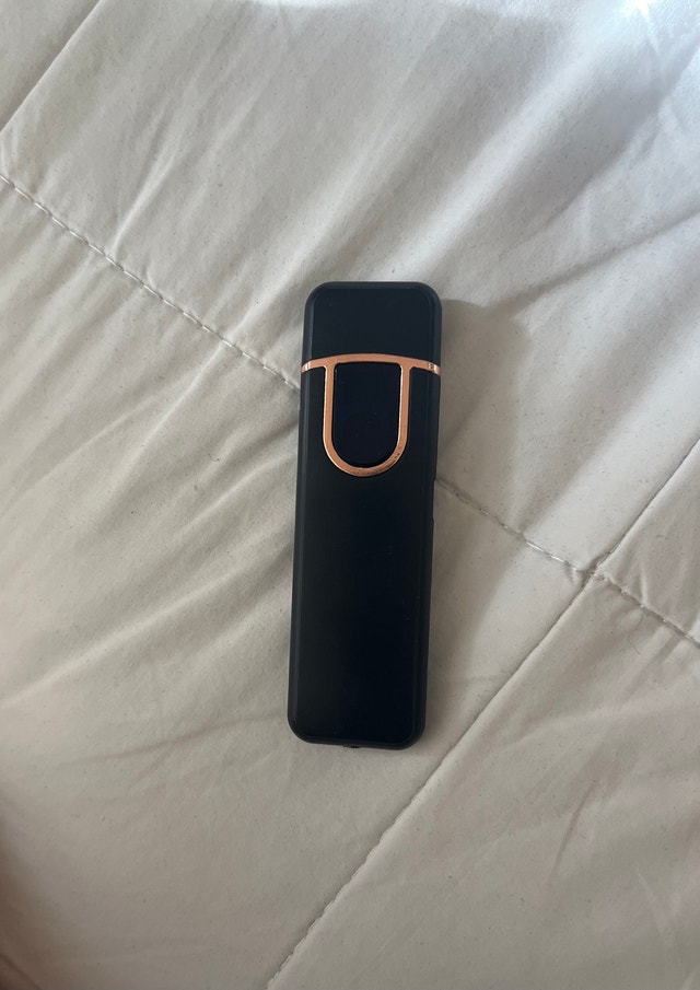 Electric Flameless Lighter - photo 2
