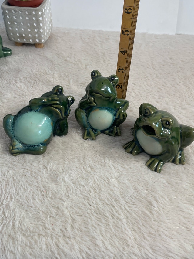 Vintage Ceramic Figurine Collection - photo 2