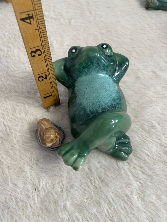 Vintage Ceramic Figurine Collection - photo 4