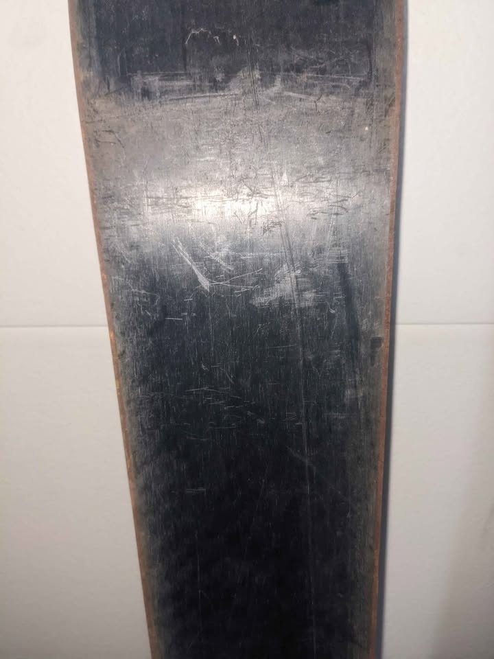 NEED GONE ASAP - Dynastar skis - 138cm - photo 4
