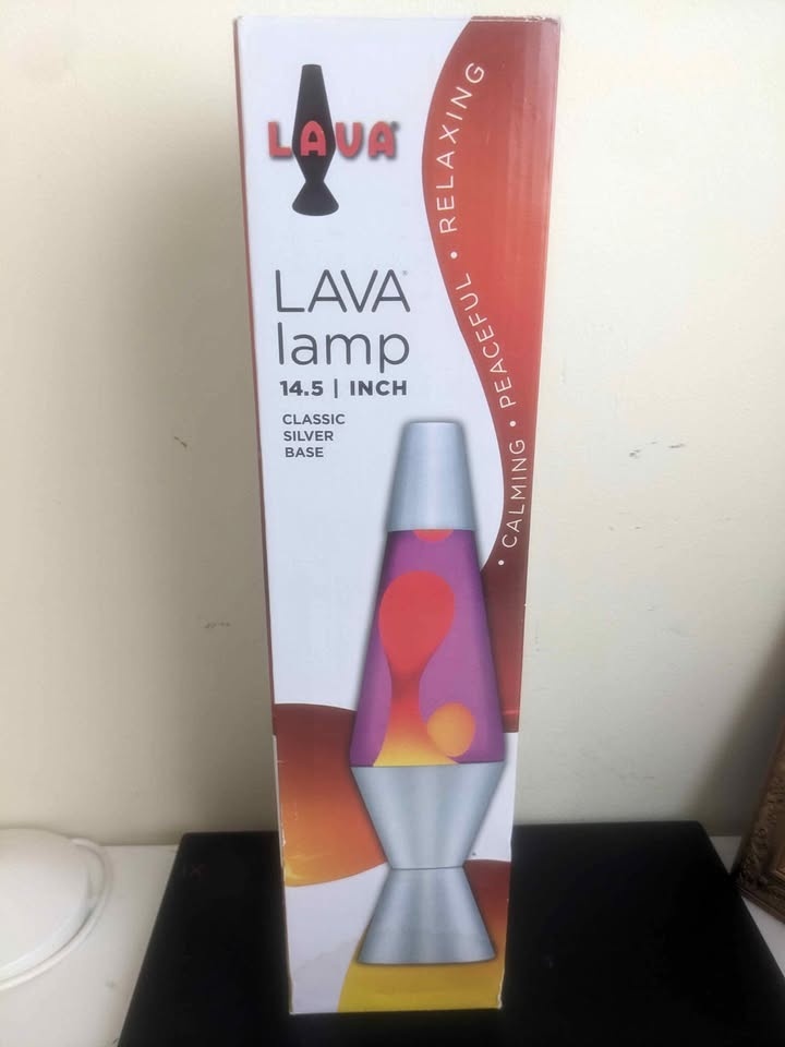 NEED GONE ASAP - Lava lamp