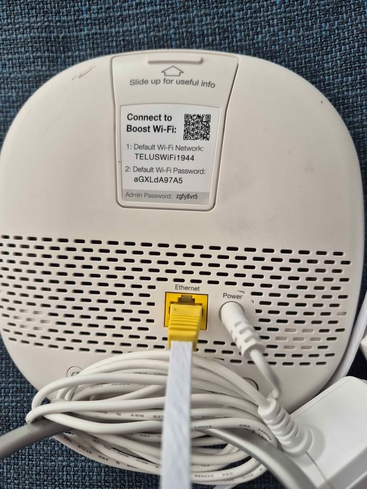 Two Telus Wifi Boosters - photo 3