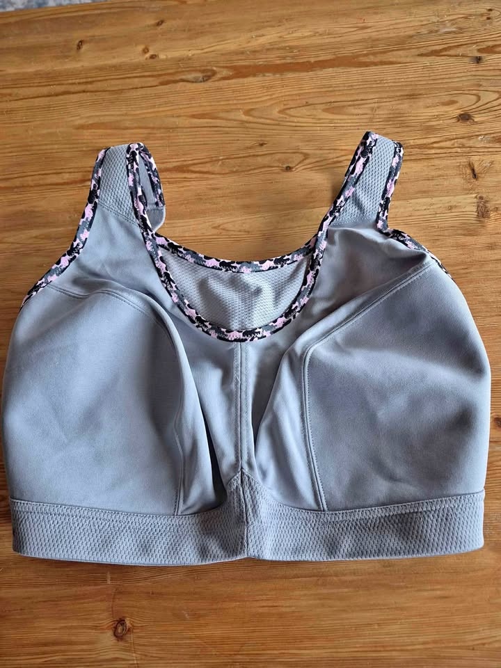 Glamorise Sports Bra 34I