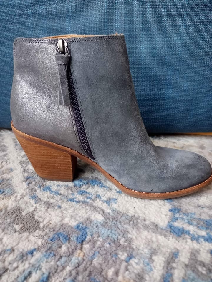 Gray Suede Sofft Booties - Size 8 - photo 3