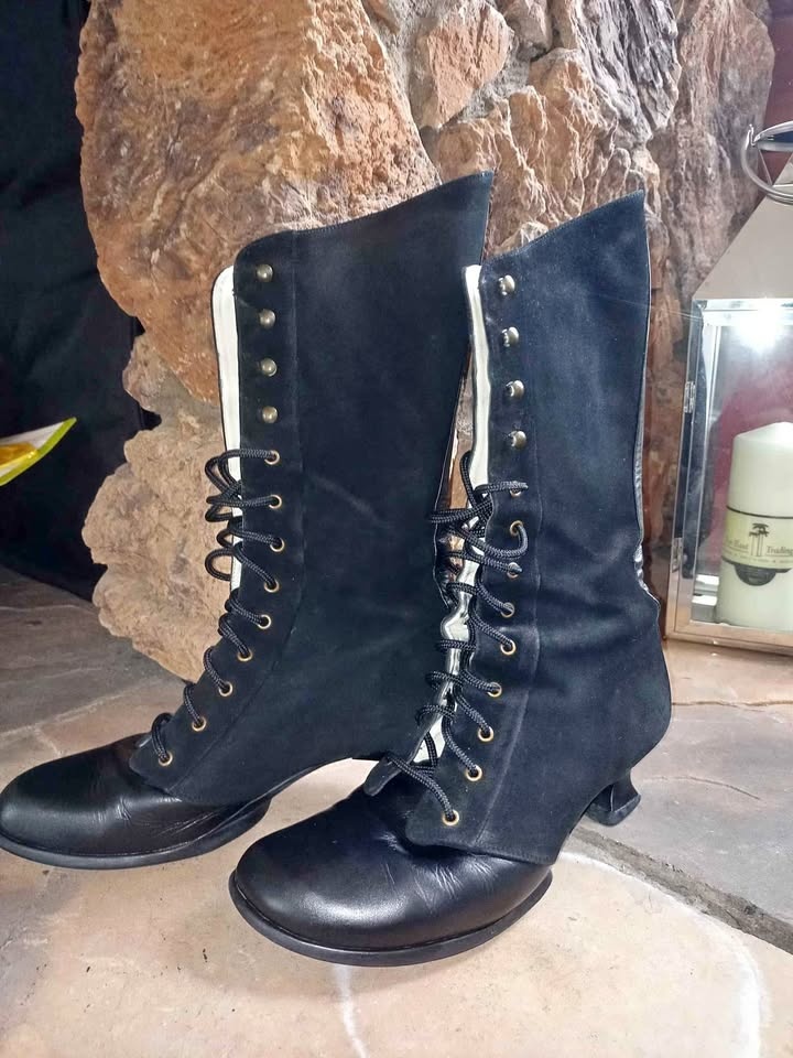 Fluevog Xie Xie Mid-Calf Boots
