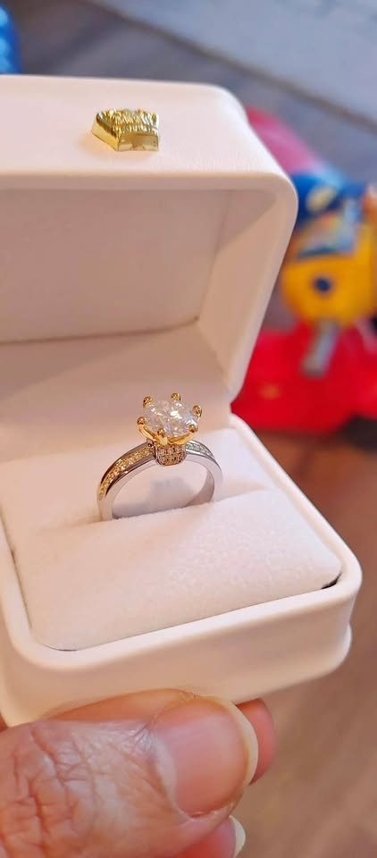 Brand new 2 ct free test lab cultivated diamond ring vvs1
