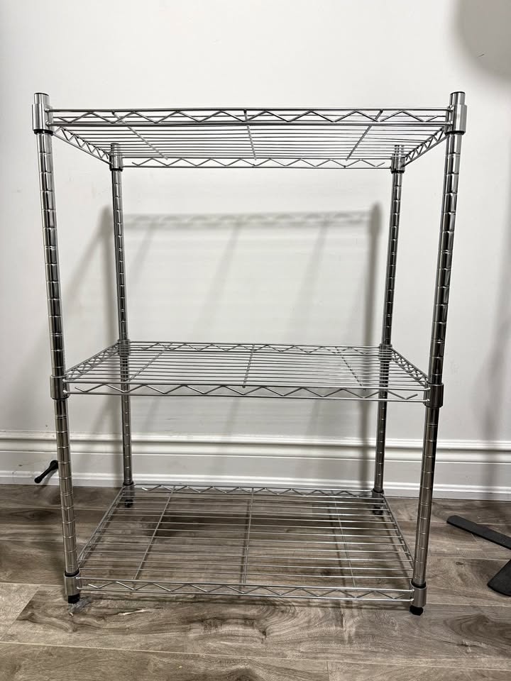 METAL WIRE SHELF / STORAGE RACK – STURDY & CLEAN