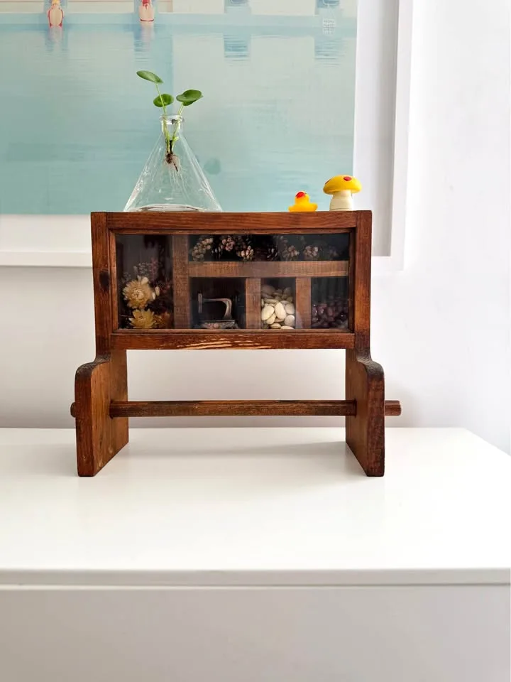 Rustic Farmhouse Paper Towel Holder w/ Diorama thumbnail