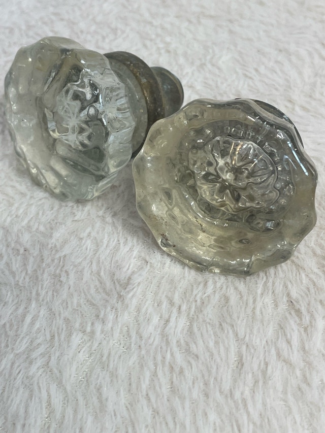Antique Victorian Glass Doorknob Fluted Around Edge - photo 5