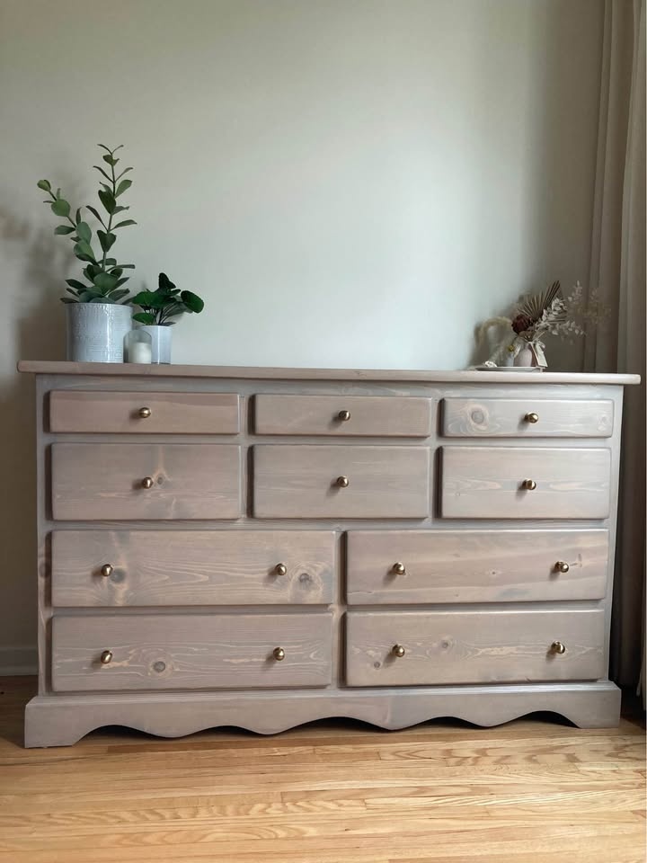 Solid Wood Vintage Dresser | 10 Drawers - photo 4