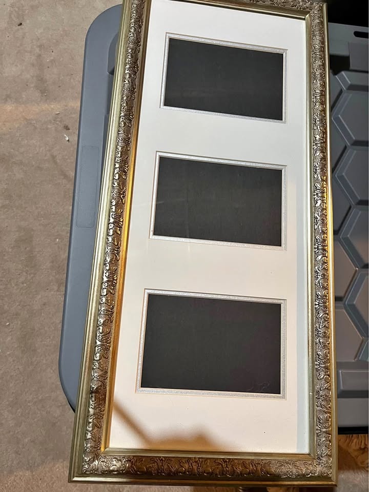 Gold picture frame
