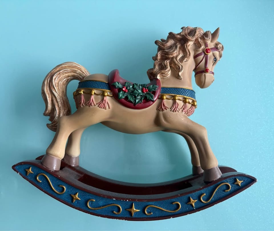 Rocking Horse Figurines - photo 3