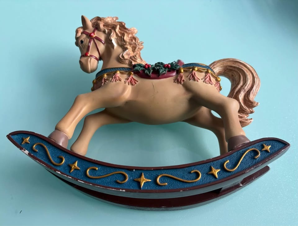 Rocking Horse Figurines - photo 5