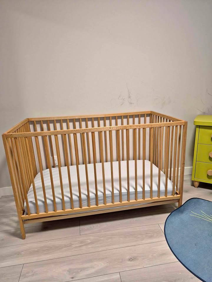 Ikea Sniglar Crib