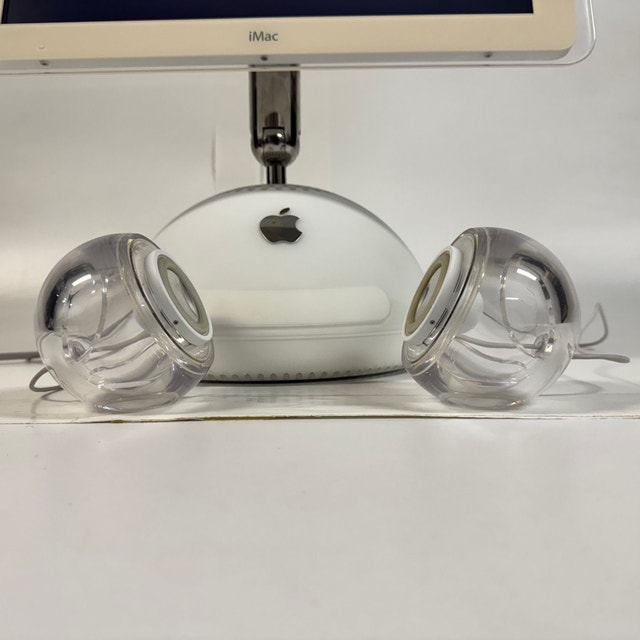 Apple iMac G4 15” Vintage Desktop Complete Set – Working (2002) - photo 4