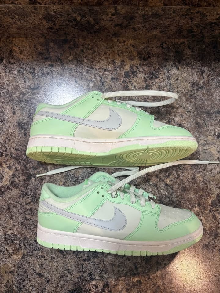Women's Size 9 Nike Dunks - photo 2