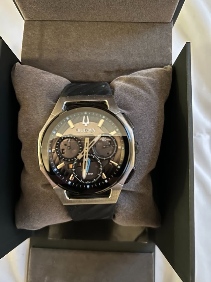 Bulova Curve Quartz Watch