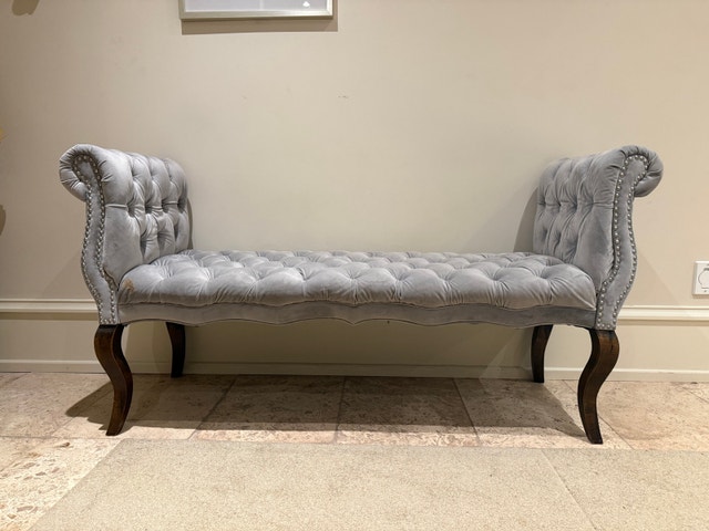 Tufted Bench - photo 2
