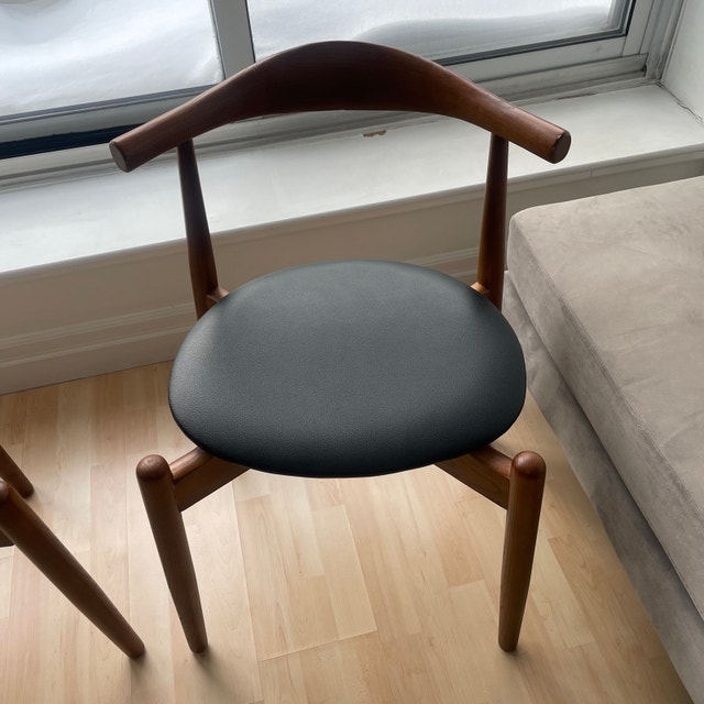 2 Dining Accent Chairs. MCM Wooden w/ Black Faux Leather Seat - photo 2