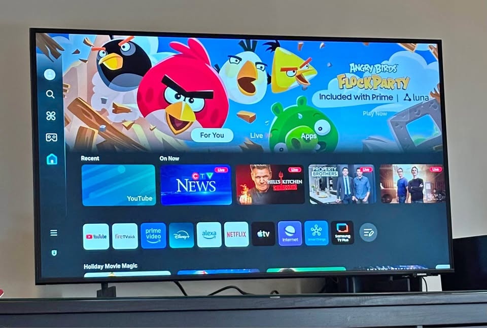 Samsung 43" 4K UHD HDR LED Tizen Smart TV