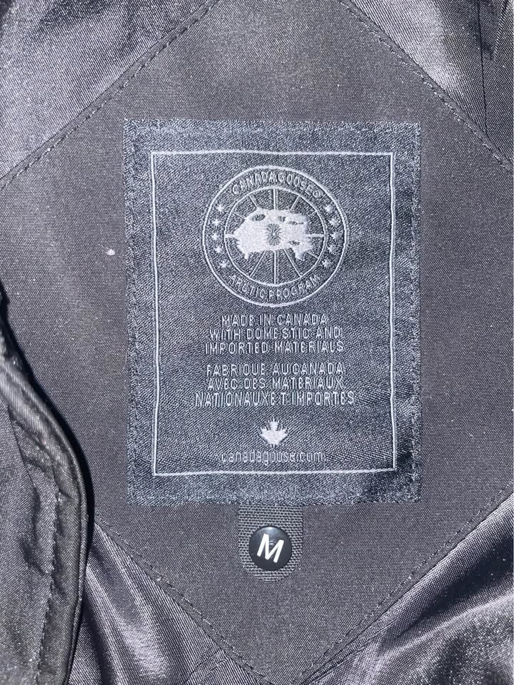Canada Goose - photo 2