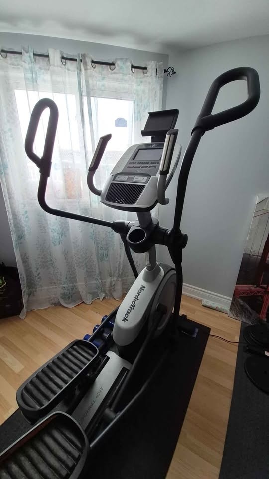 Complete Home Gym Set: NordicTrack Elliptical & Apex Machine - photo 5